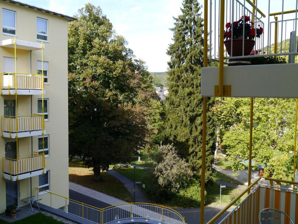 Hotel & Residenz Am Kurpark Schlangenbad Exterior photo